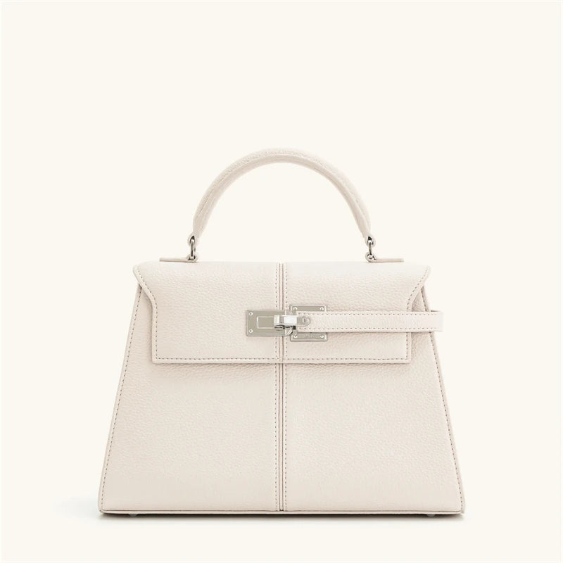 S0241b0fc54074639aec7a2c413b5181fy