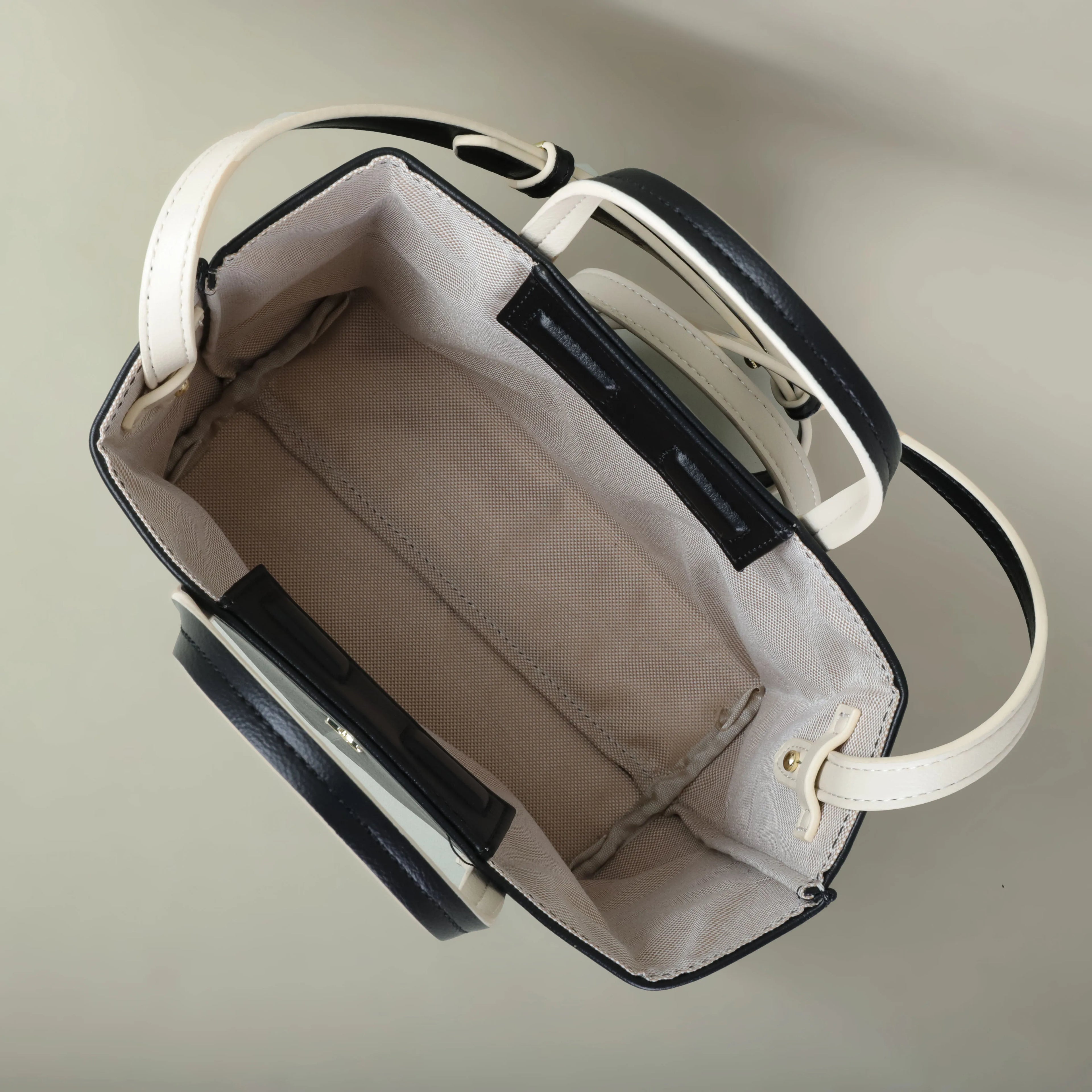 Sd03128a3b80741f2a7cc20054630f91fV